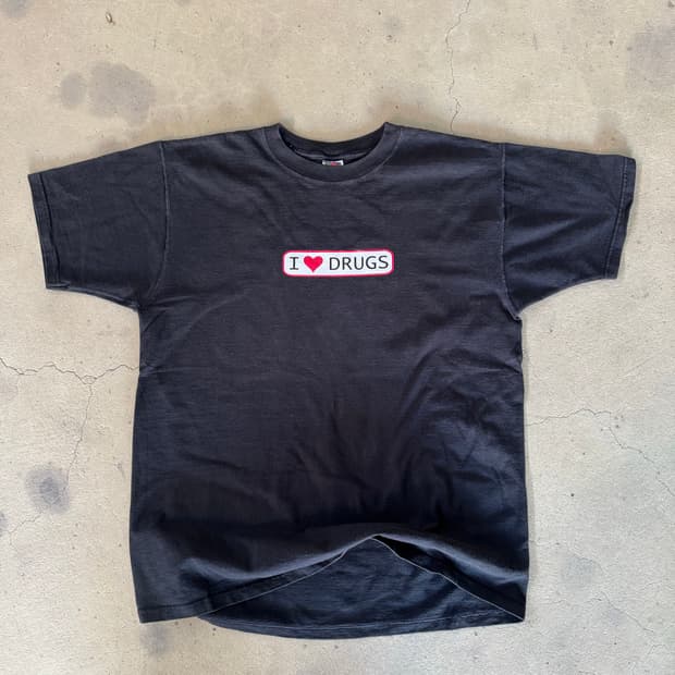 130$ 빈티지 i love drugs shirt