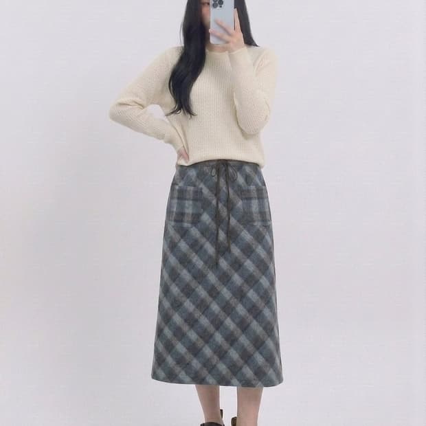 데니아 체크 롱 스커트