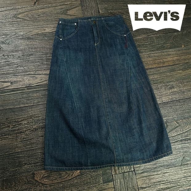 [리바이스] 엔지니어드 신치백 데님 롱스커트 M19957
