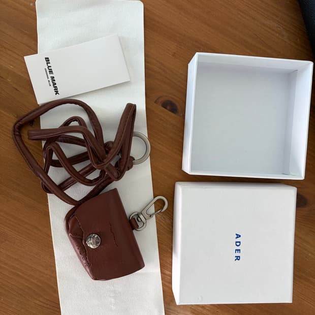 아더에러 에어팟프로 가죽 케이스