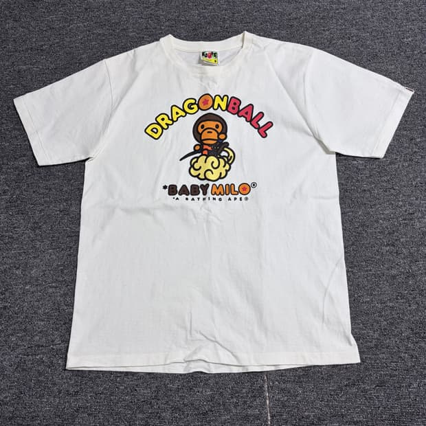 베이프x드래곤볼 베이비 마일로 반팔티