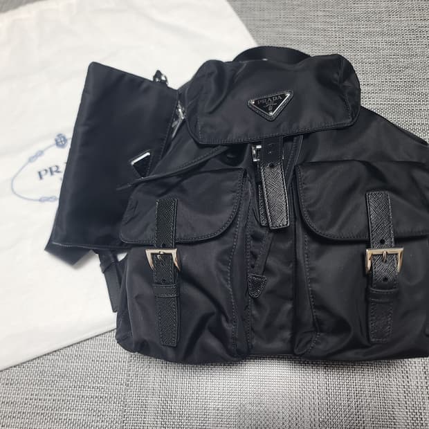 프라다 리나일론 투포켓 백팩 1bz811 미디움 백팩