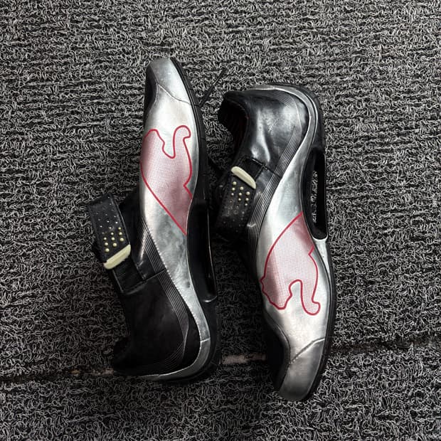 푸마x페라리 SL 테크 실버 슈즈 2571