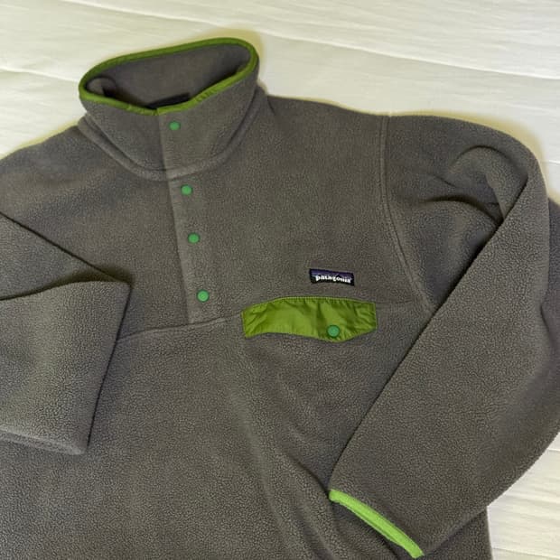 14s 파타고니아 신칠라 스냅티 