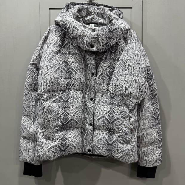 S VARLEY 발리 하이랜드 스네이크스킨 퍼프 패딩 자켓