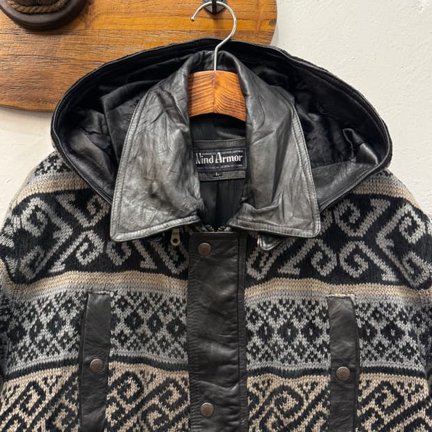 L) WIND ARMOR Leather Mixed Knit Jacket
