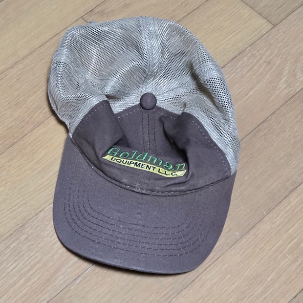 존디어 골드만 로고 메쉬 볼캡