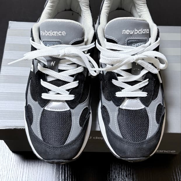 뉴발란스992 블랙 그레이 메이드인 USA 250 급처..!