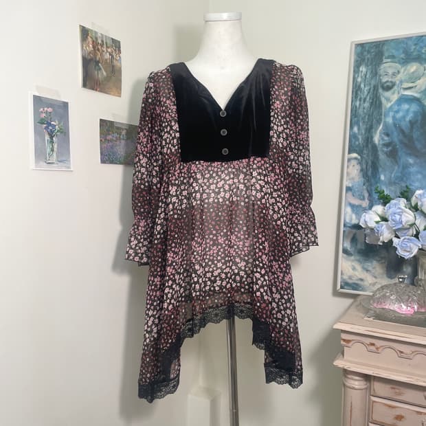 black flower lace trim fairy blouse