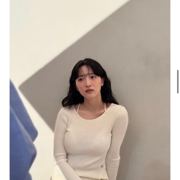 루에브르 크로스 스트랩 니트 아이보리