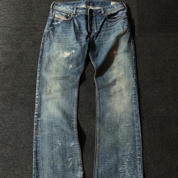 Diesel 디젤 자티니 워싱 디스트레스드 레그진 부츠컷