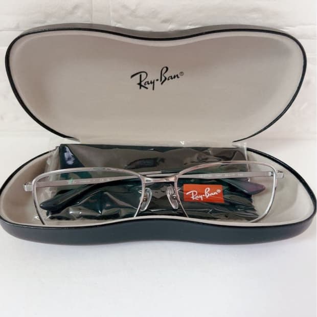 레이벤 티타늄 안경