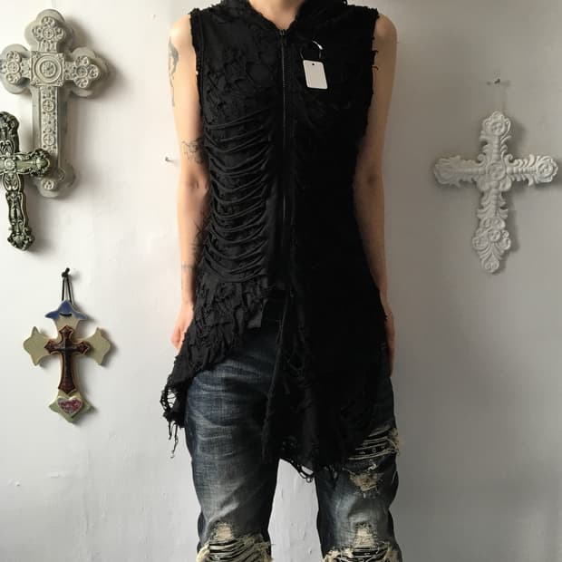 Acdc rag runge damage hood vest