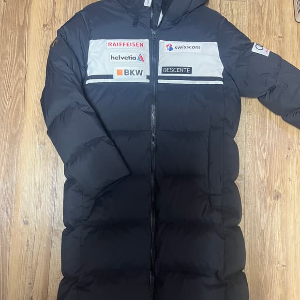 데상트 아우디 레플리카 85 s 스키팀 롱패딩 다운 점퍼 롱다운 패딩 