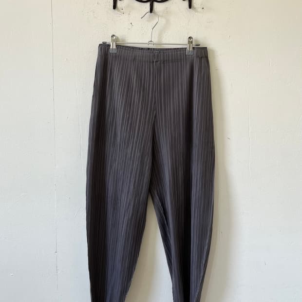 PLEATS PLEASE 그레이 플리츠 팬츠