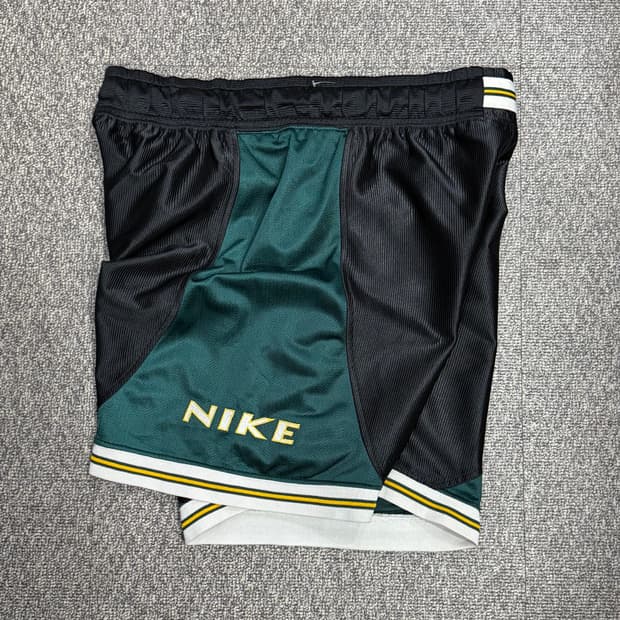 90s 나이키 하프팬츠