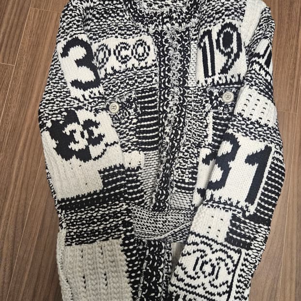 (빈티지) 샤넬 COCO 넘버 캐시미어 가디건