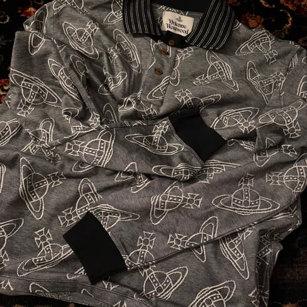 정품 비비안웨스트우드 카라티