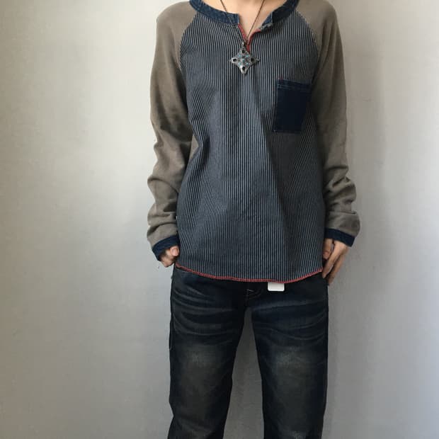 Pocket point raglan sleeve