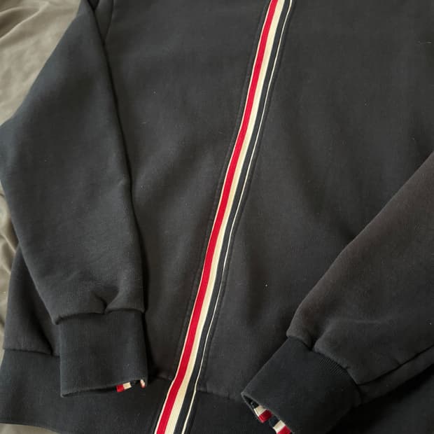 (정품) 톰브라운 백 삼선 맨투맨 