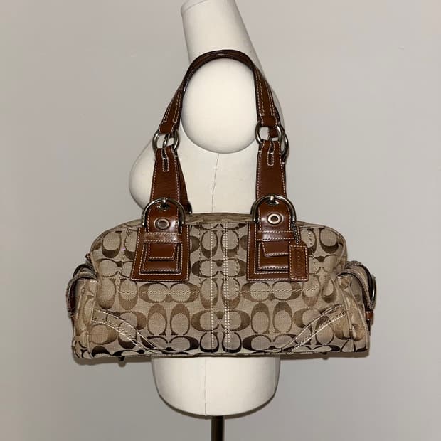 📦 Coach Signature brown Shoulder Bag