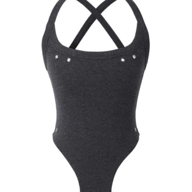 쓰리타임즈 Becca top M