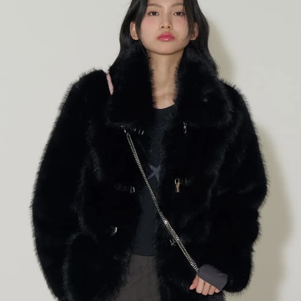 일리고 시어링 퍼 자켓 블랙