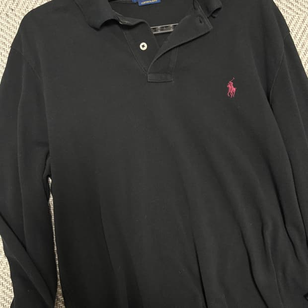 폴로 카라티셔츠