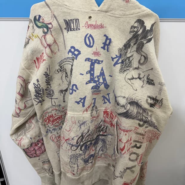 세인트미카엘 본앤에이즈드 후드