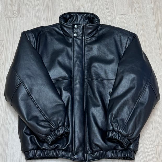 와코마리아 레더 푸퍼 자켓