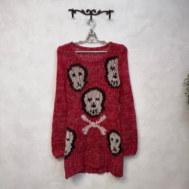 Cherry pink bokashi skull knit ops