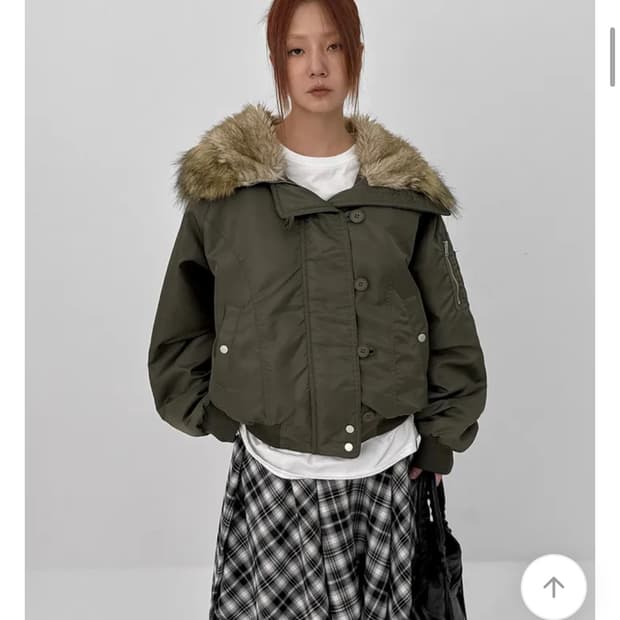 블랙업 퍼트리밍 후드 점퍼 카키