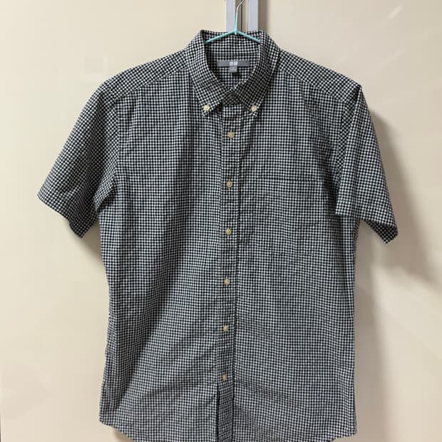 uniqlo shirt