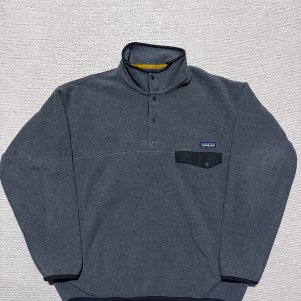 00s 파타고니아 신칠라 스냅티 그레이 L