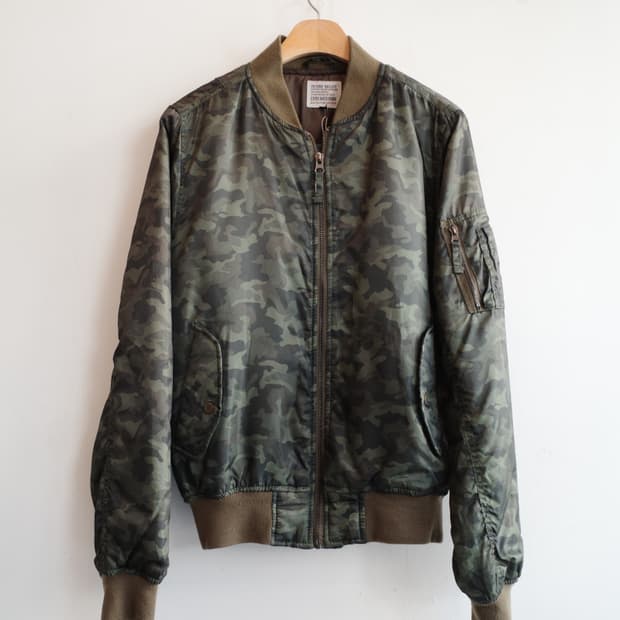 FUTURE BULLET 카모플라쥬 MA-1 점퍼