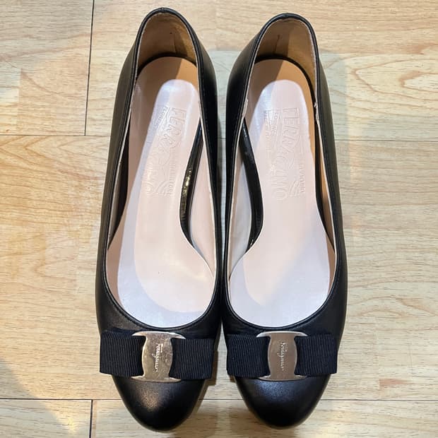 (230~235mm) 페라가모 바라리본 여성구두 EU36사이즈