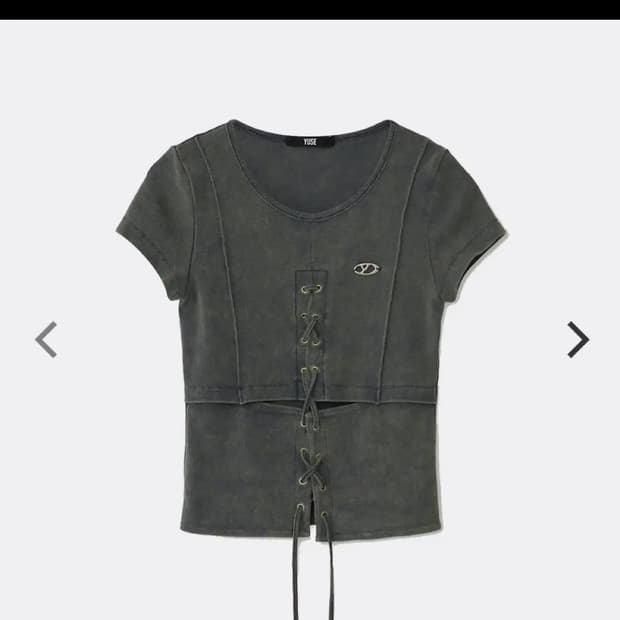 유즈 CUT OUT LACE-UP WASHING HALF SLEEVE T