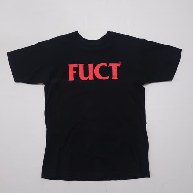 Fuct 퍽트 스펠로고 반팔