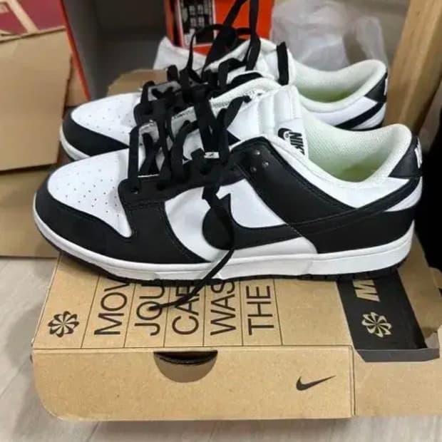 나이키 덩크 로우 검흰 네이쳐 우먼 275