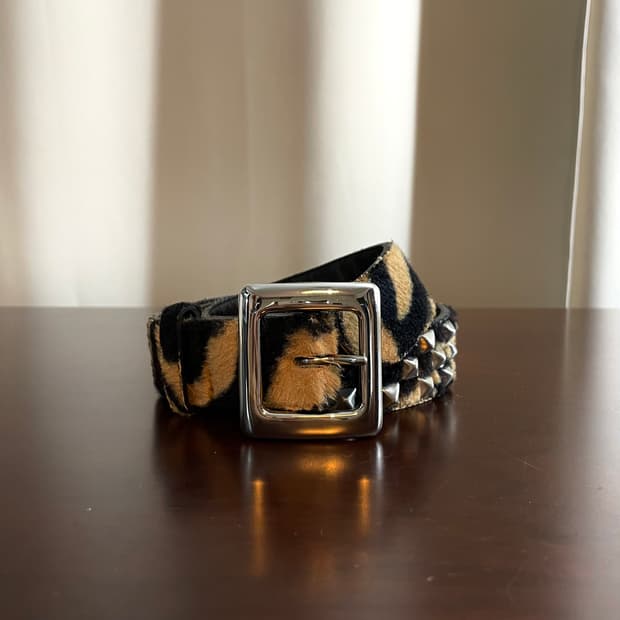 더블탭스 스터드 벨트