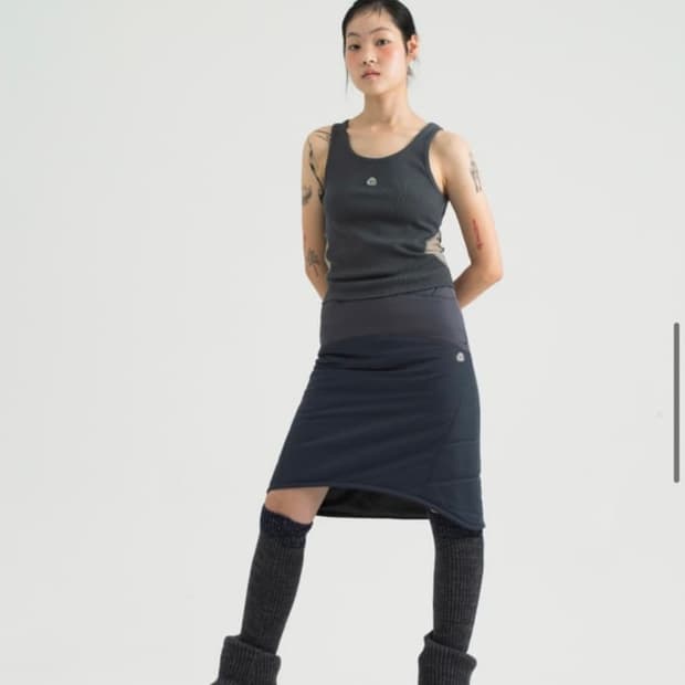 스마트어반유즈풀(코이세이오)패딩스커트 차콜 2사이즈