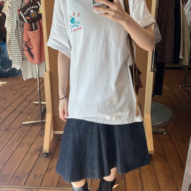 오베이 화이트 스켈레톤 반팔