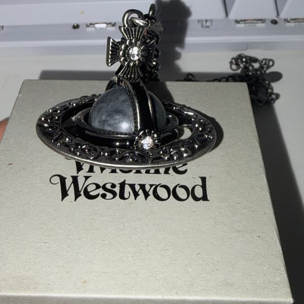 비비안웨스트우드 빅orb 고딕 목걸이