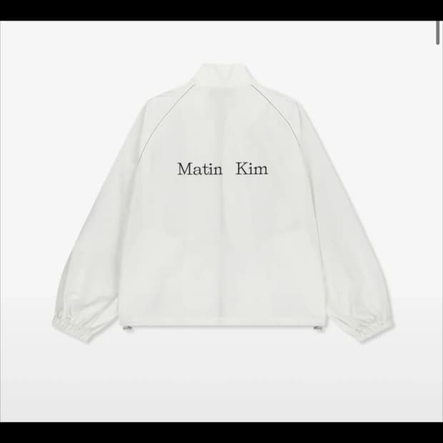 [MATIN KIM] 마킴 로고 코팅 점퍼 화이트