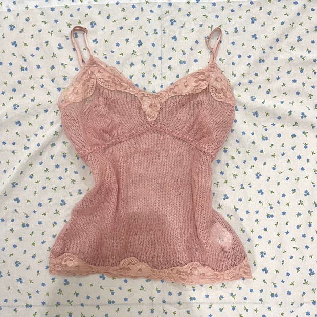 일브 딸기우유 핑크 니트 나시 슬리브리스 로걀탑 히메갸루 리즈리사 빈티지