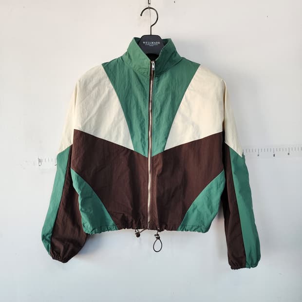 사이다 컬러 블록 바람막이 자켓