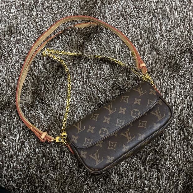 루이비통 Louis Vuitton 월릿 온 체인 아이비 모노그램 숄더백