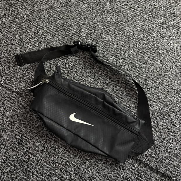 나이키 스우시 팀 트레이닝 웨이스트 백 3319