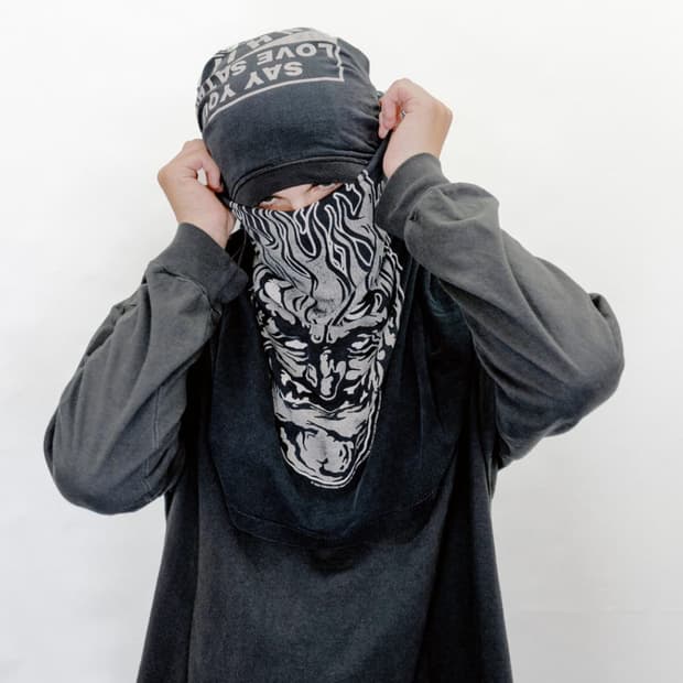 90s white zombie long sleeve xl