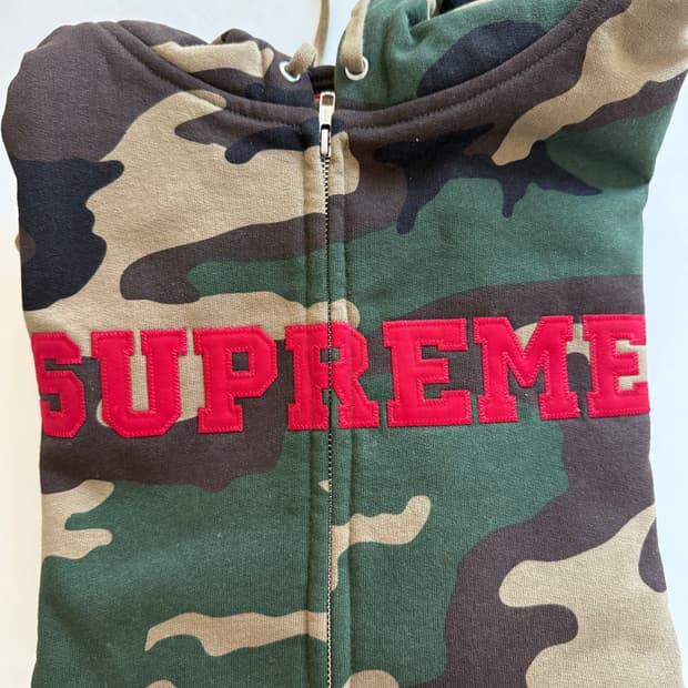 슈프림 카모 후드집업